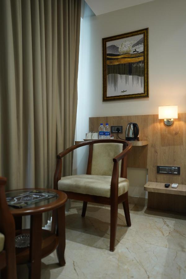 Hotel The Venue Dhanbād Exteriör bild